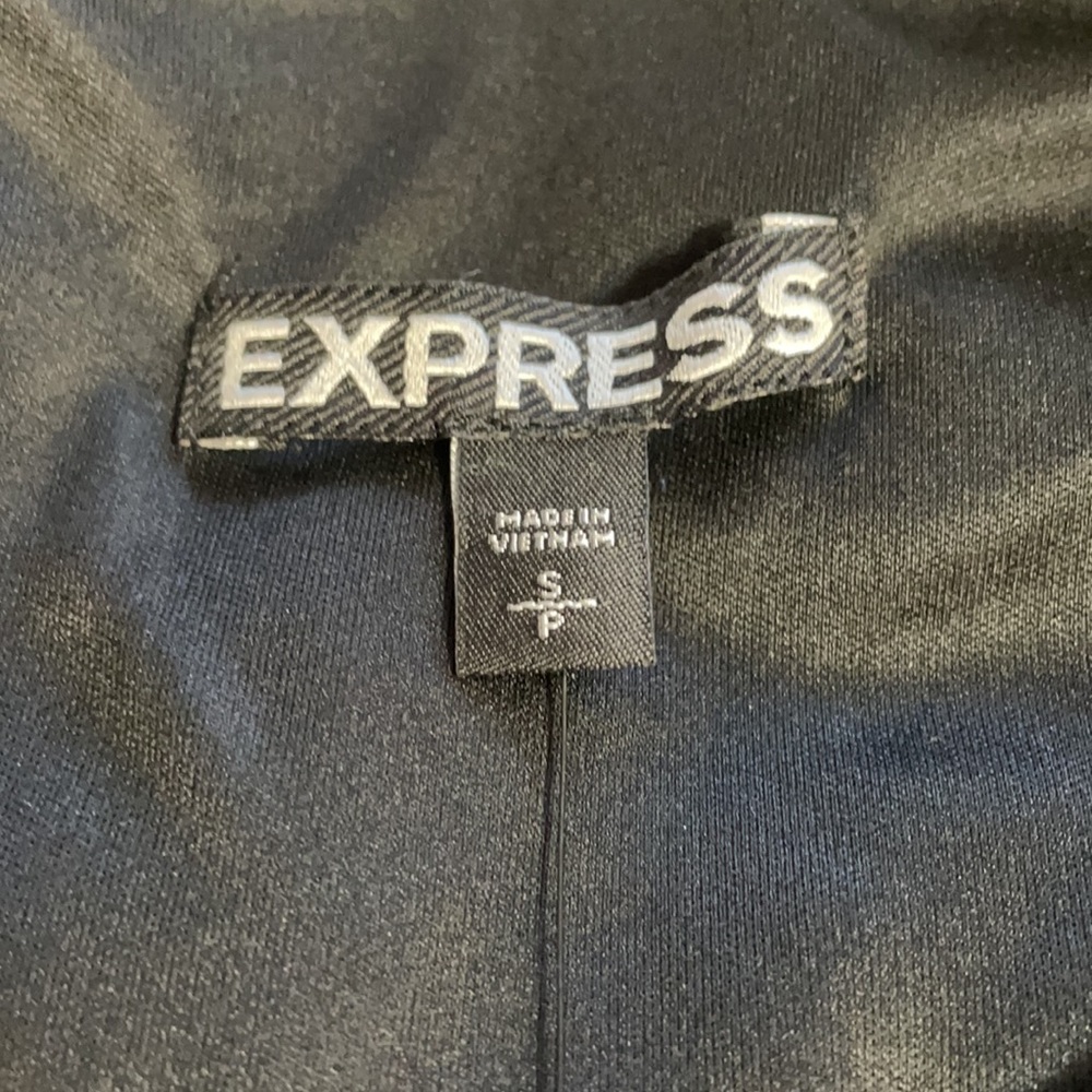 Express Dress - Picture 9 of 9